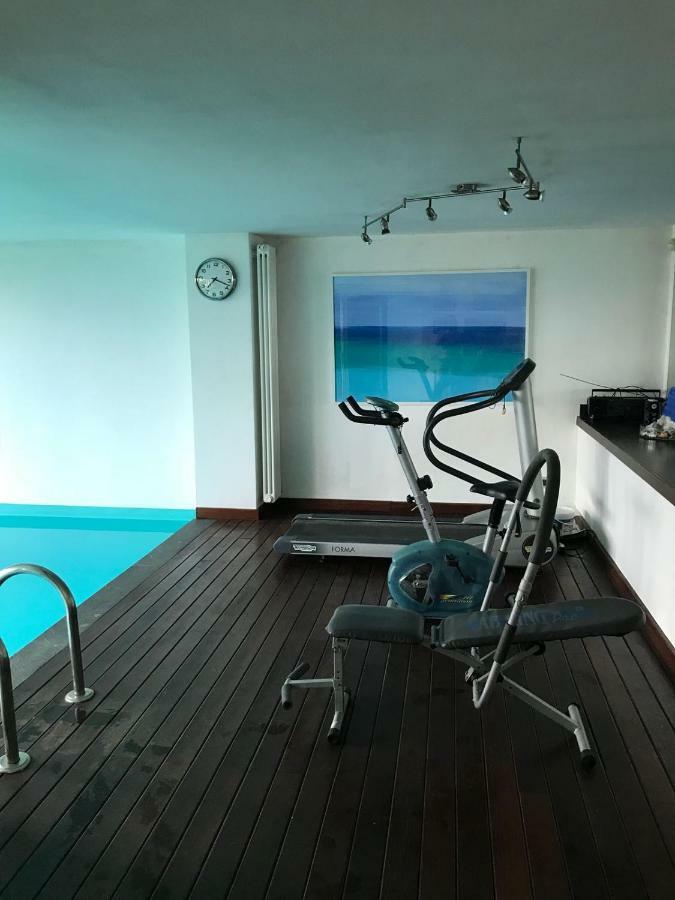 Apartment With Private Pool And Garden At Como Hills Buitenkant foto